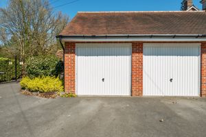 Photo 18- click for photo gallery